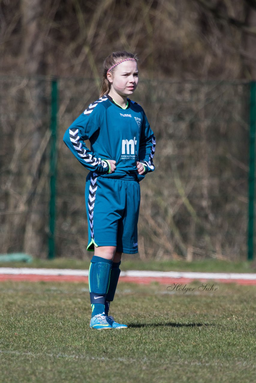 Bild 372 - B-Juniorinnen VfL Oldesloe - Krummesser SV _ Ergebnis: 4:0